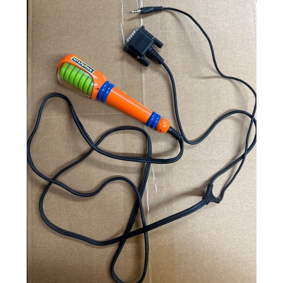 Viacom International Nicktoons 2001 Orange and Green PC Powered Microphone Toy - Picture 1 of 5